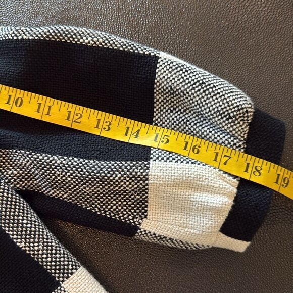Zara Women jacket ( Zara Spain 🇪🇸) Cropped Checkered Black/White size medium - Picture 9 of 9
